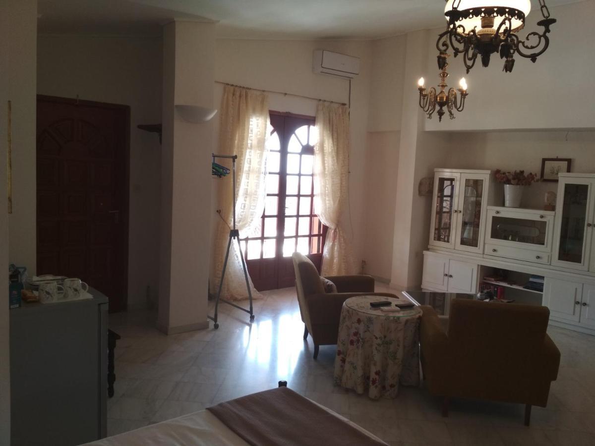 Saronic View Guest House Анависос Екстериор снимка